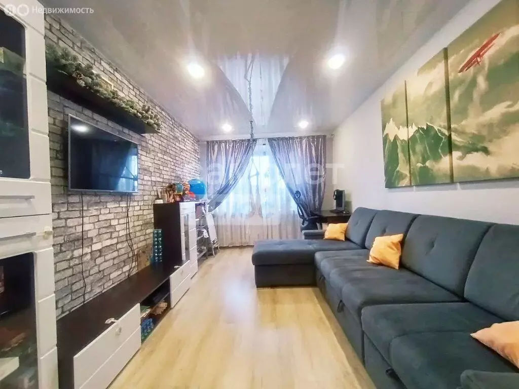 2-комнатная квартира: Краснокамск, улица Калинина, 8 (46.3 м) - Фото 1