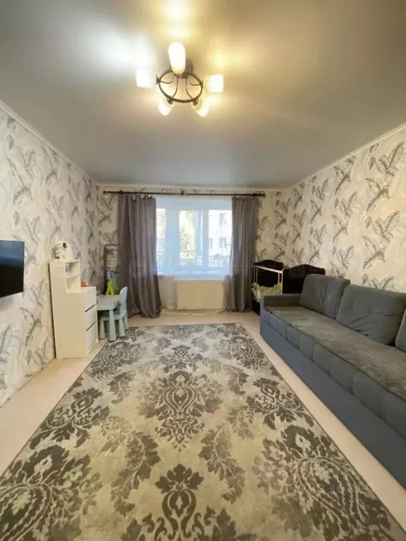 1-к кв. Татарстан, Зеленодольский район, Осиновское с/пос, с. Осиново ... - Фото 1