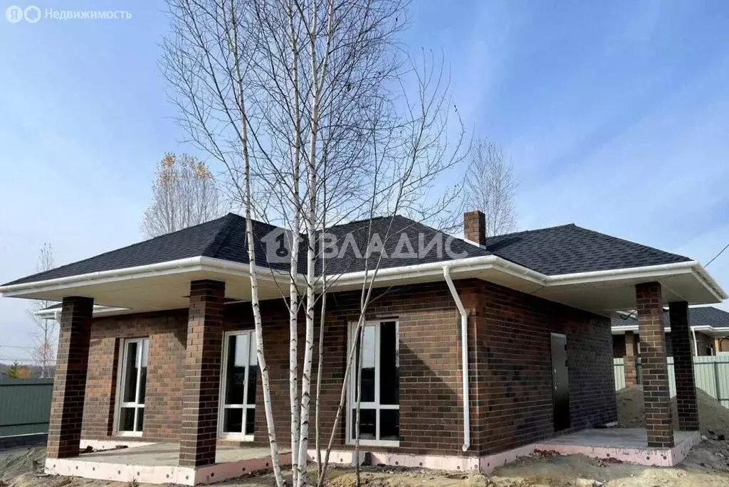 Дом в село Чигири, Дворянская улица (125 м) - Фото 1