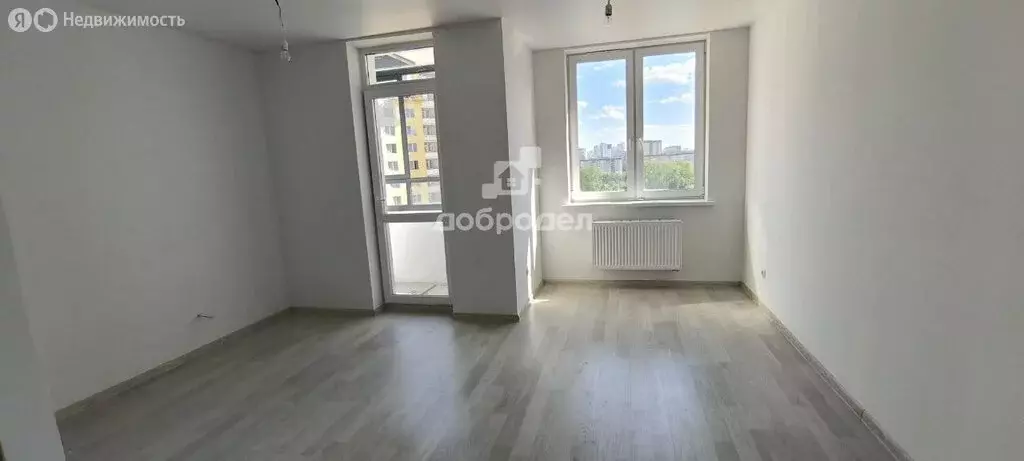 Квартира-студия: Екатеринбург, улица Софьи Перовской, 106А (26 м) - Фото 1