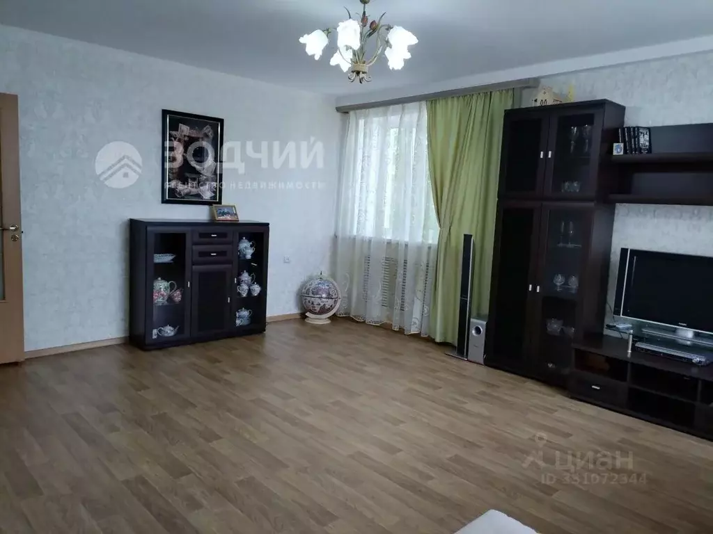 3-к кв. Чувашия, Вурнары пгт ул. Матросова, 8 (82.0 м) - Фото 2
