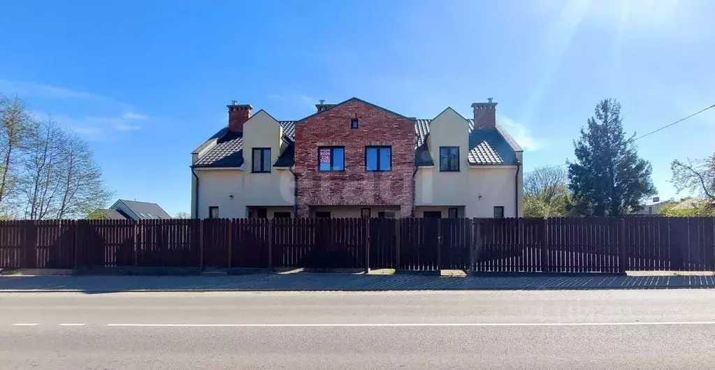 Таунхаус в Калининградская область, Пионерский Рабочая ул., 22 (128 м) - Фото 1