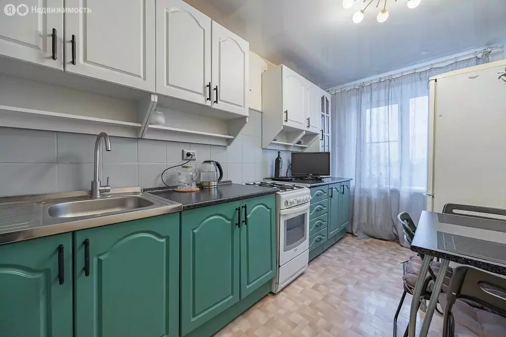 3-комнатная квартира: Нижний Новгород, Совнаркомовская улица, 34 (60.3 ... - Фото 1