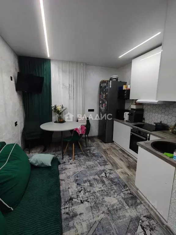 2-к кв. Волгоградская область, Волгоград Рионская ул., 7Б (62.0 м) - Фото 1