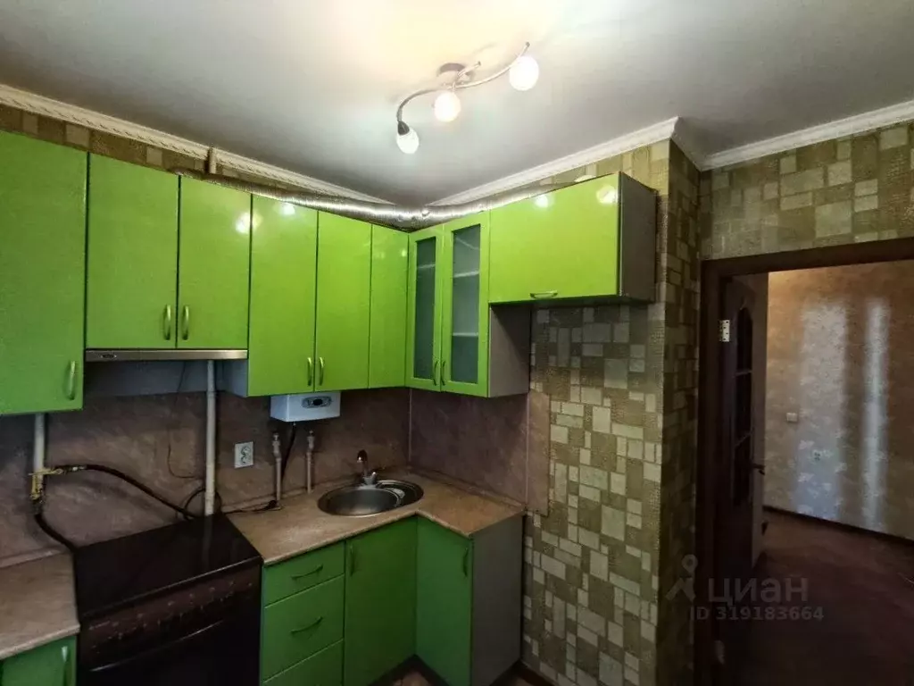 2-к кв. Белгородская область, Белгород Садовая ул., 65 (45.0 м) - Фото 0