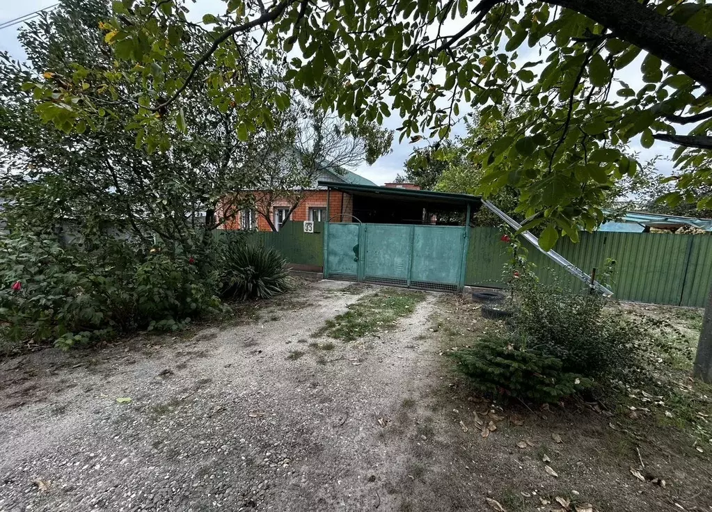 Дом в Краснодарский край, Лабинск ул. Заслонова, 33 (67 м) - Фото 2