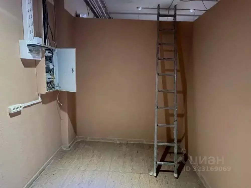 Торговая площадь в Москва ул. Грузинский Вал, 9Б (97 м) - Фото 1