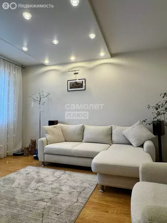 3-комнатная квартира: Иркутск, Волгоградская улица, 53 (68.2 м) - Фото 2