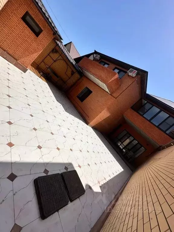 Дом в Дагестан, Махачкала Караман-4 мкр, 40 (190 м) - Фото 1