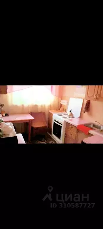 Комната Челябинская область, Челябинск Солнечная ул., 4 - Фото 1