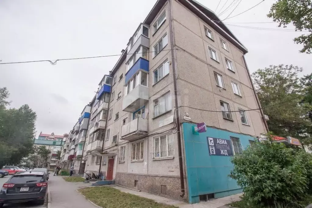 3-к кв. Сахалинская область, Южно-Сахалинск Сахалинская ул., 32А (46.8 ... - Фото 0