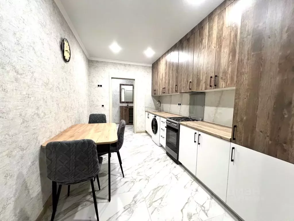 2-к кв. Северная Осетия, Владикавказ ул. Билара Кабалоева, 7 (67.0 м) - Фото 1