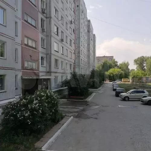 Аукцион: 3-к. квартира, 64,5 м, 3/9 эт. - Фото 1