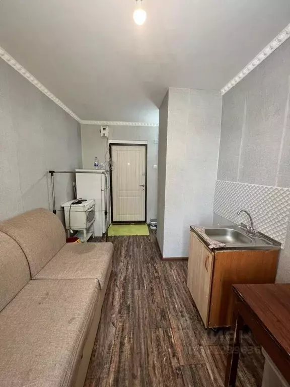 1-к кв. Саха (Якутия), Якутск ул. Горького, 94 (11.0 м) - Фото 0