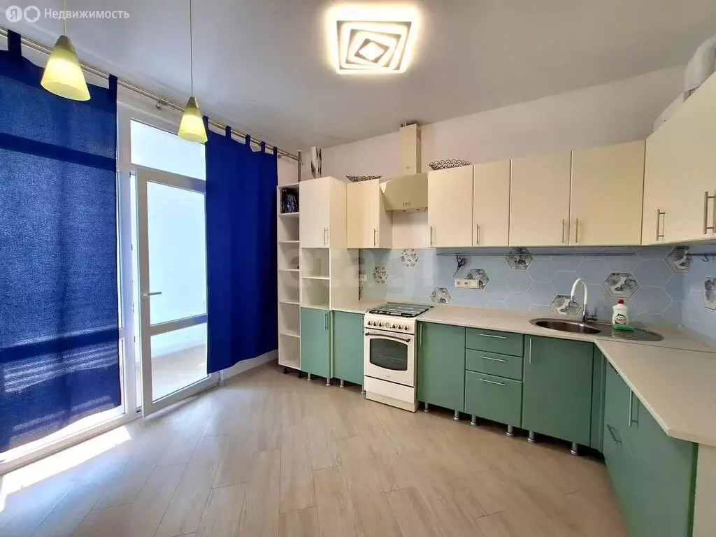 1-комнатная квартира: Геленджик, улица Гоголя, 11Бк1 (43 м) - Фото 0