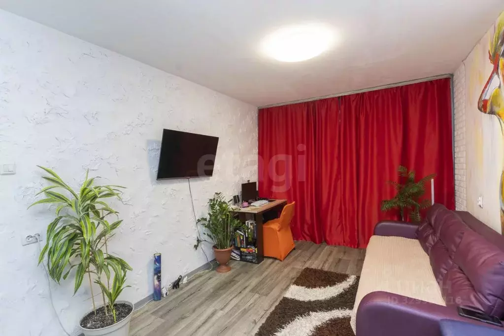 2-к кв. Тюменская область, Тюмень ул. Пермякова, 68к2 (50.0 м) - Фото 1