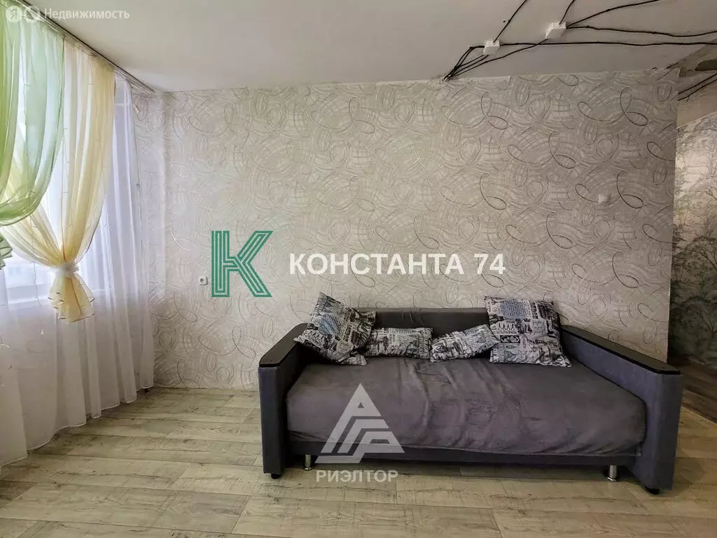 3-комнатная квартира: Миасс, улица Победы, 35 (47 м) - Фото 1