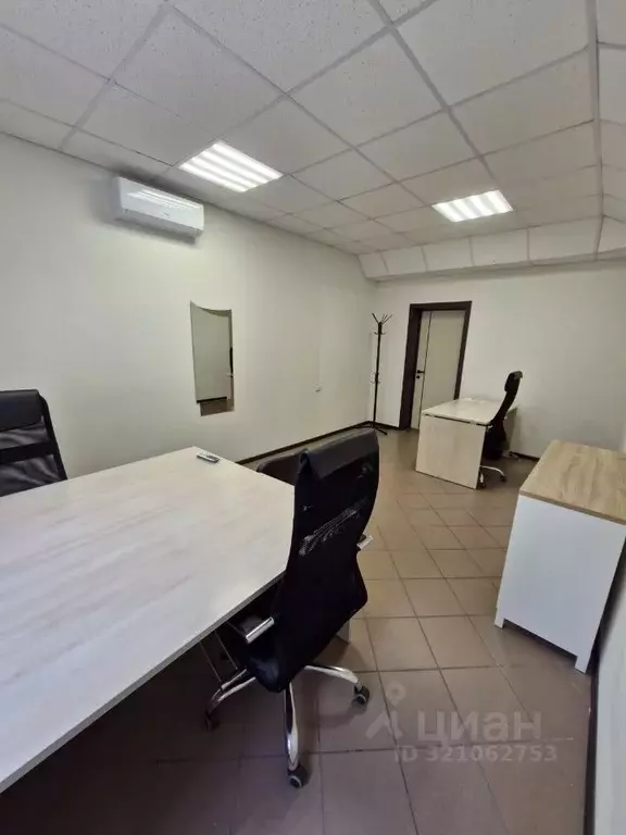Офис в Воронежская область, Воронеж просп. Труда, 67 (24 м) - Фото 1