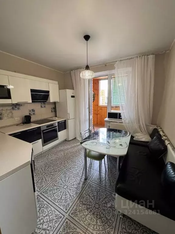 2-к кв. Оренбургская область, Оренбург Салмышская ул., 45 (53.0 м) - Фото 1