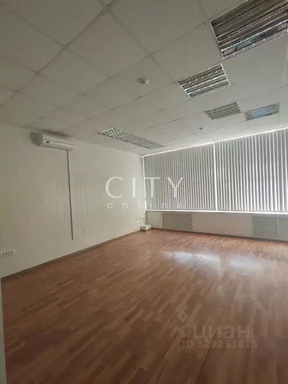 Офис в Тюменская область, Тюмень ул. Республики, 173 (200 м) - Фото 2