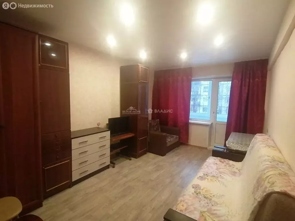 2-комнатная квартира: Северодвинск, улица Советских Космонавтов, 14 ... - Фото 0