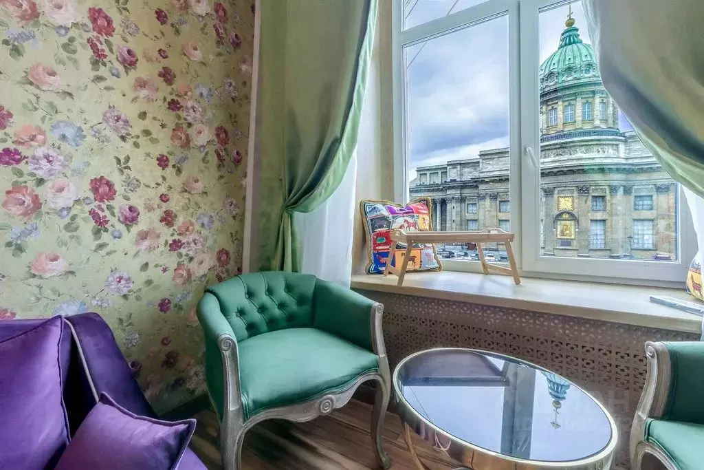 Комната Санкт-Петербург наб. Канала Грибоедова, 22 - Фото 0