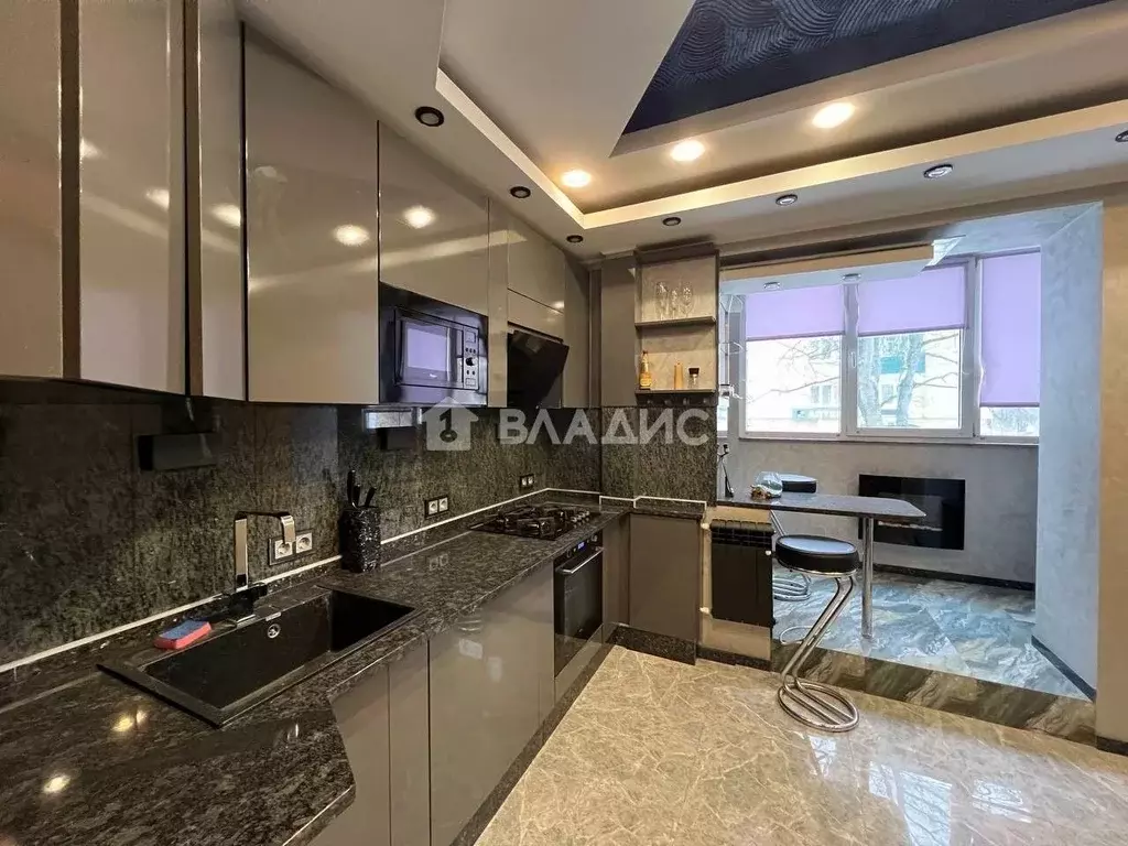 2-к кв. Калининградская область, Пионерский Советская ул., 1А (50.7 м) - Фото 1