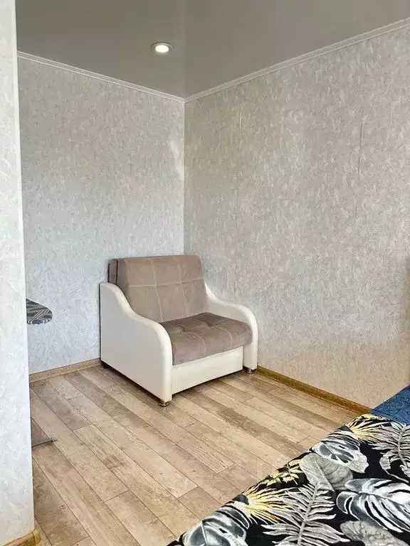 1-к кв. Башкортостан, Уфа ул. Набережная реки Уфы, 63 (38.0 м) - Фото 1
