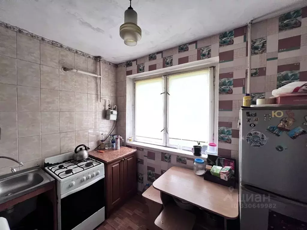 3-к кв. Крым, Симферополь ул. 60 лет Октября, 3 (58.4 м) - Фото 0
