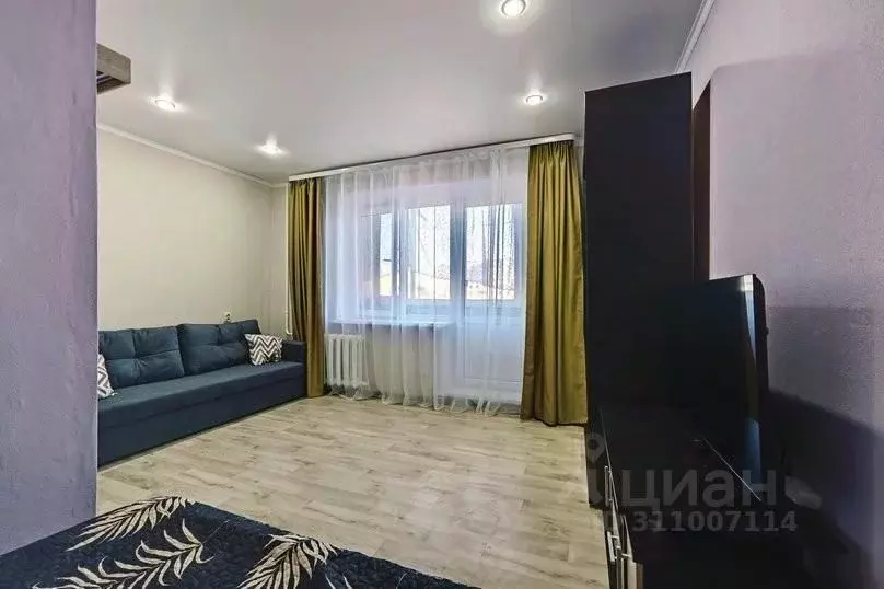 1-к кв. Тюменская область, Тобольск 9-й мкр, 16 (35.0 м) - Фото 1