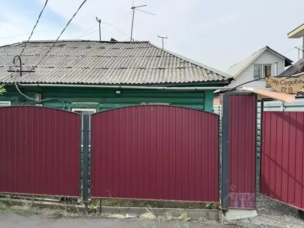Дом в Омская область, Омск пер. Седова (50 м) - Фото 1