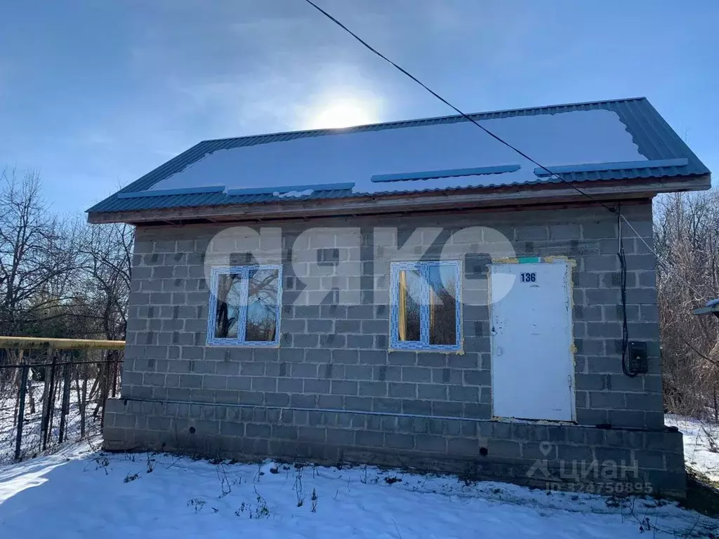 Дом в Краснодарский край, Армавир пл. Ленина (34 м) - Фото 1