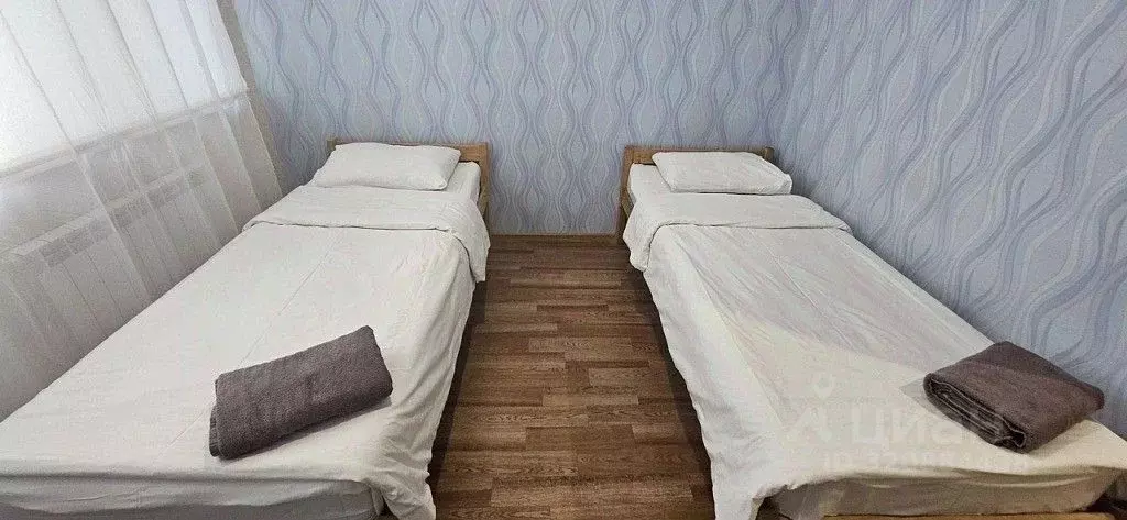 2-к кв. Ямало-Ненецкий АО, Салехард ул. Республики, 75А (43.0 м) - Фото 1