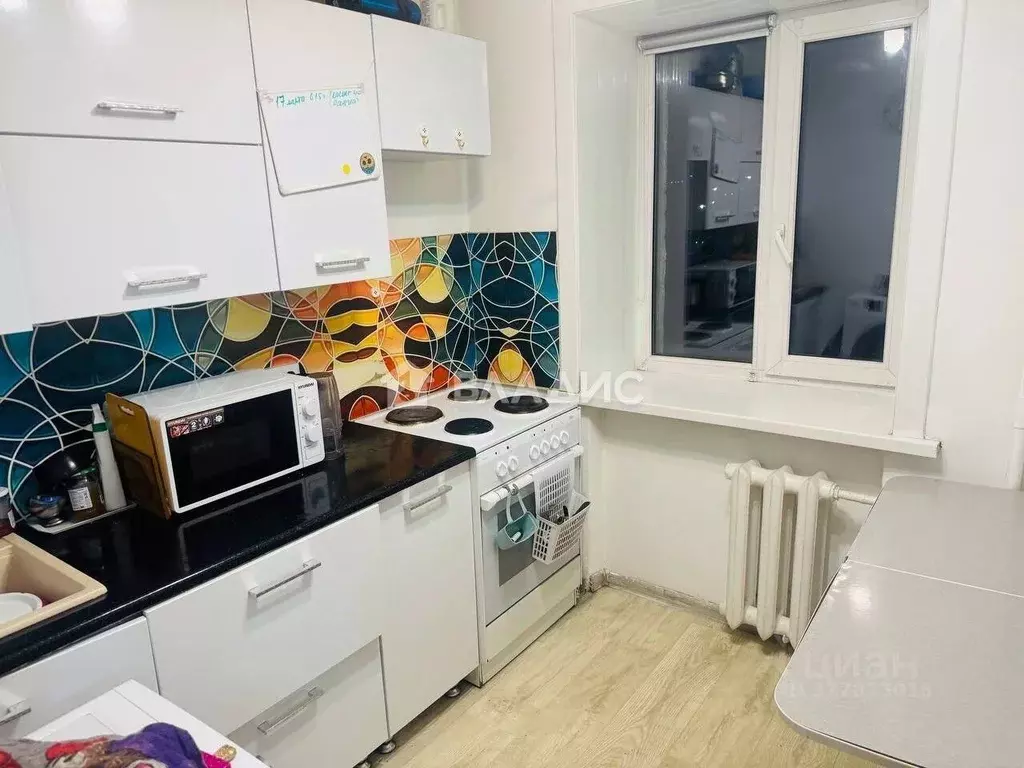 2-к кв. Бурятия, Улан-Удэ ул. Бабушкина, 5 (42.7 м) - Фото 1