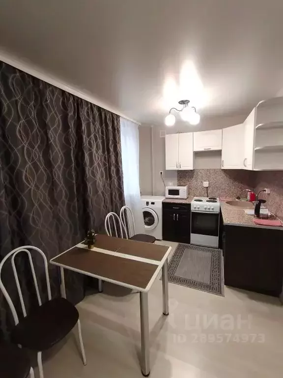 1-к кв. Тюменская область, Тюмень Холодильная ул., 132 (33.0 м) - Фото 0
