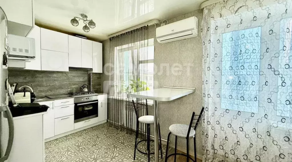 2-к. квартира, 45 м, 5/5 эт. - Фото 0