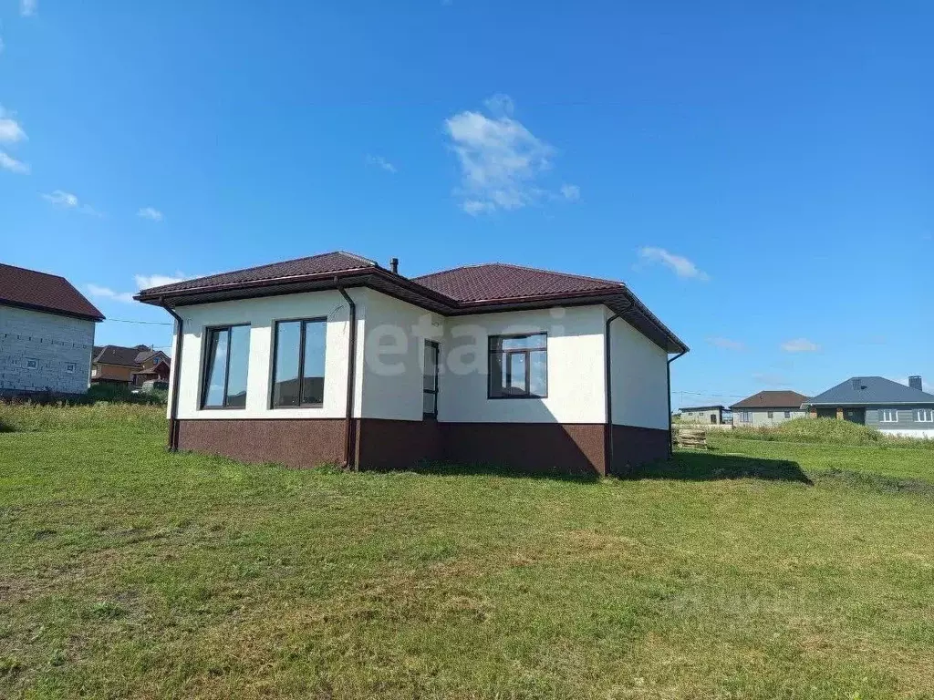 Дом в Белгородская область, Губкинский городской округ, с. Теплый ... - Фото 1