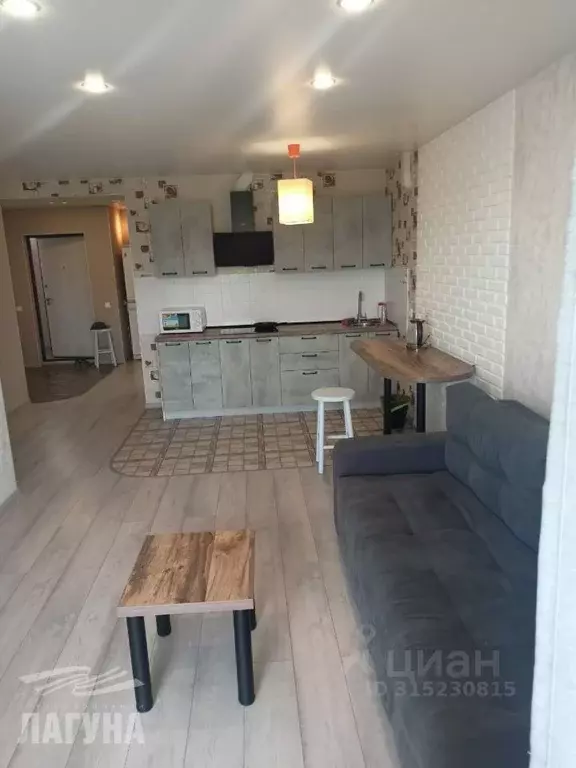 2-к кв. Томская область, Томск Киевская ул., 1 (55.0 м) - Фото 1
