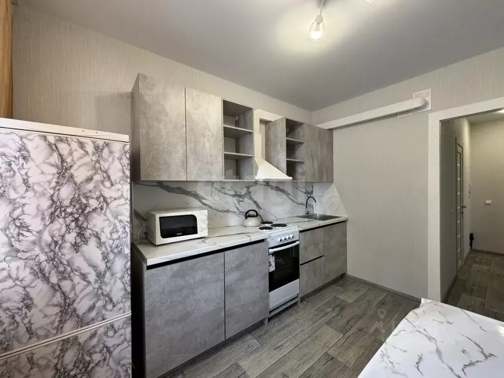 1-к кв. Тюменская область, Тюмень ул. Героев Космоса, 9 (35.0 м) - Фото 2