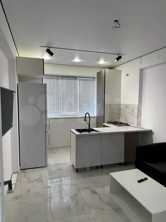 1-к. квартира, 45 м, 5/10 эт. - Фото 0