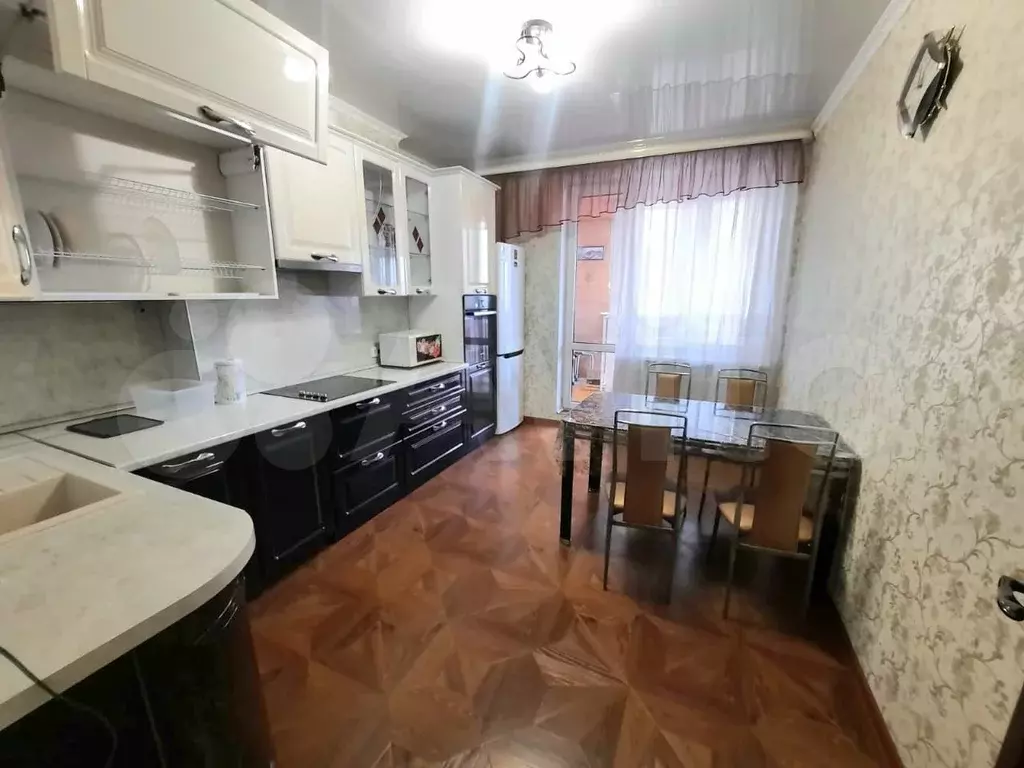 2-к. квартира, 72 м, 5/14 эт. - Фото 0