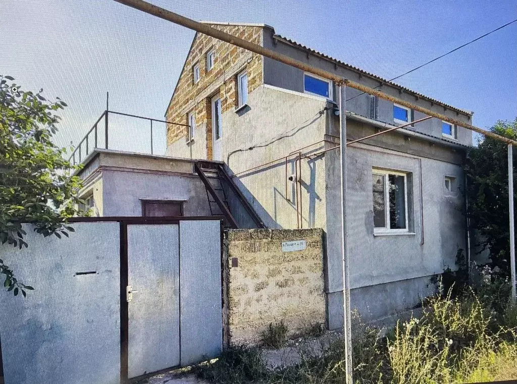 Дом в Крым, Евпатория Исмаил-Бей мкр, ул. Миллет, 2 (94 м) - Фото 0