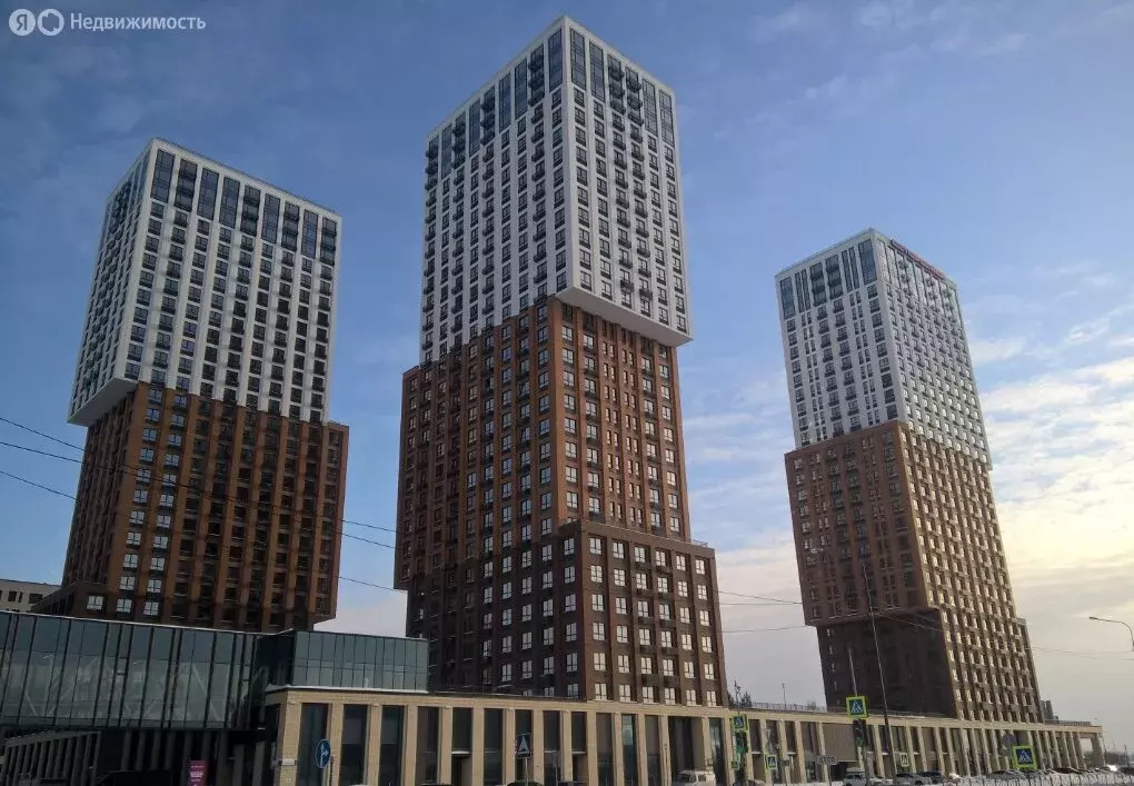 1-комнатная квартира: Тюмень, улица Тимофея Чаркова, 93 (42.1 м) - Фото 1