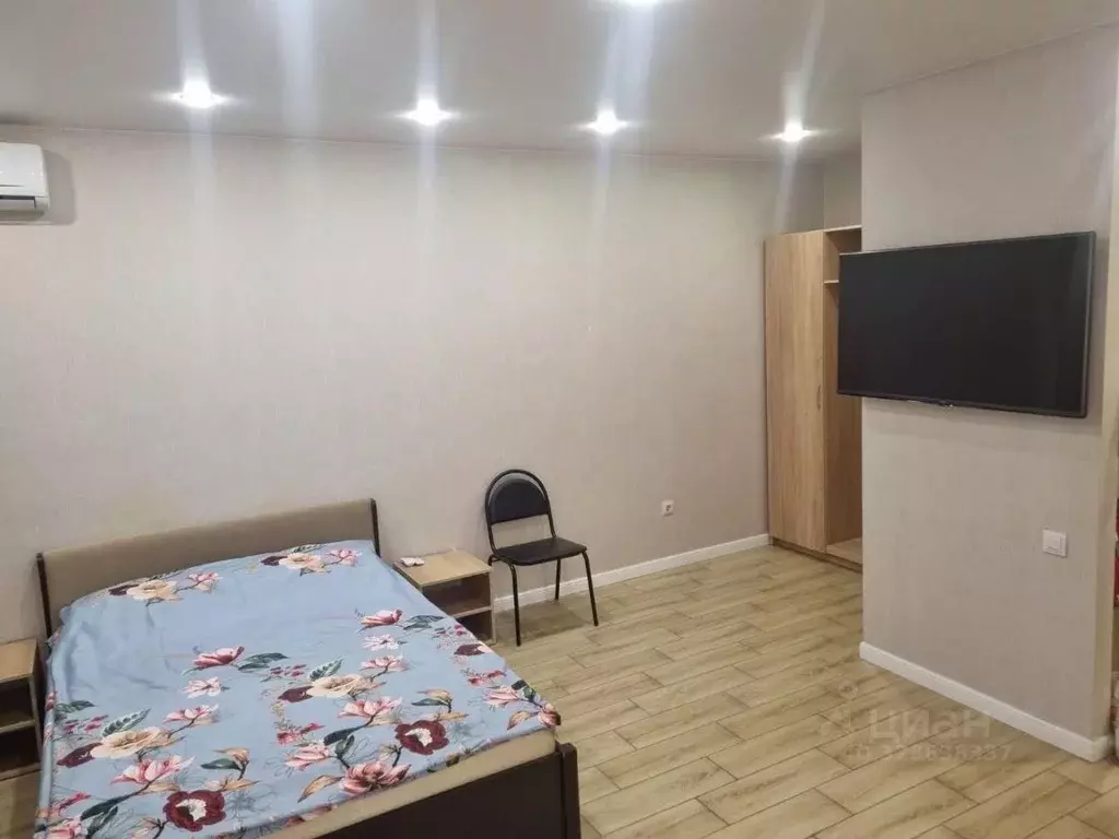 Студия Краснодарский край, Краснодар ул. Евгении Жигуленко, 3к1 (30.0 ... - Фото 1