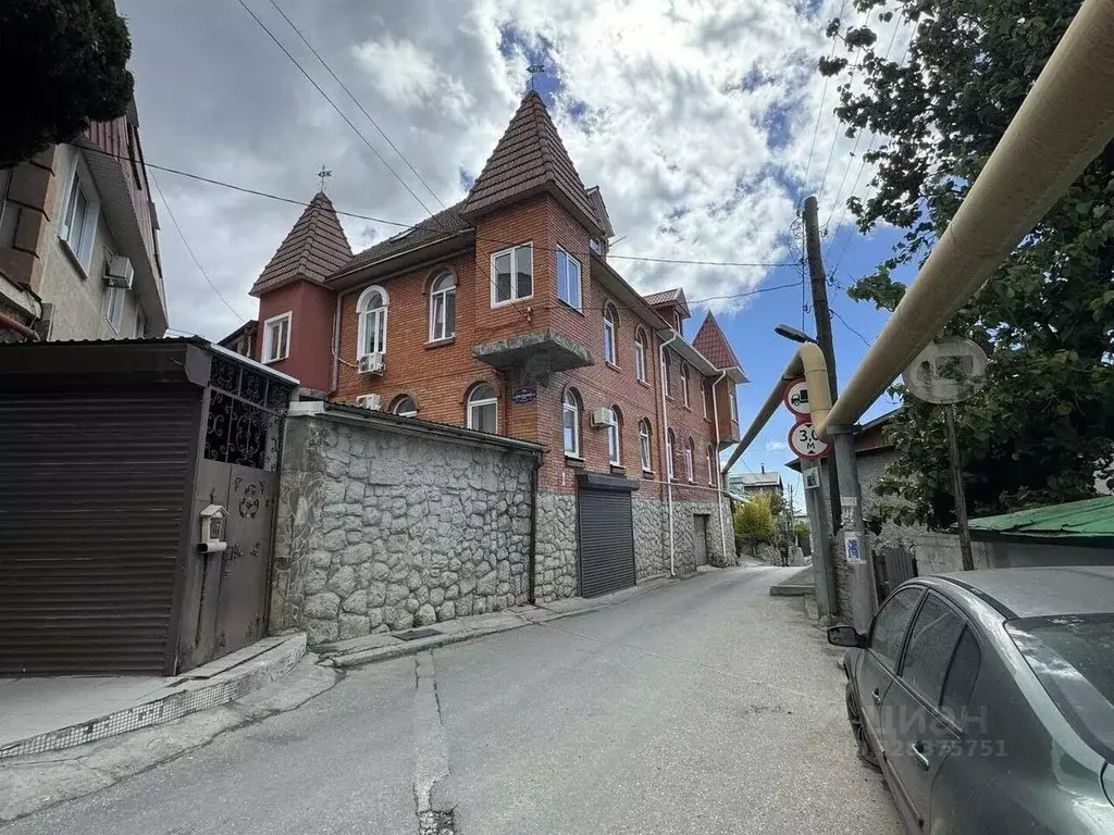 Дом в Крым, Ялта муниципальный округ, Гаспра пгт ул. Школьная, 17 (187 ... - Фото 1