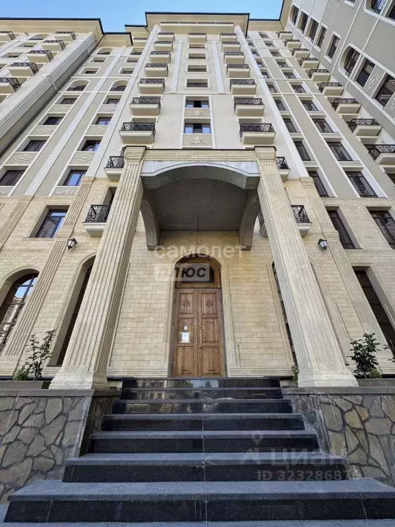 2-к кв. Кабардино-Балкария, Нальчик просп. Ленина, 1 (90.0 м) - Фото 2