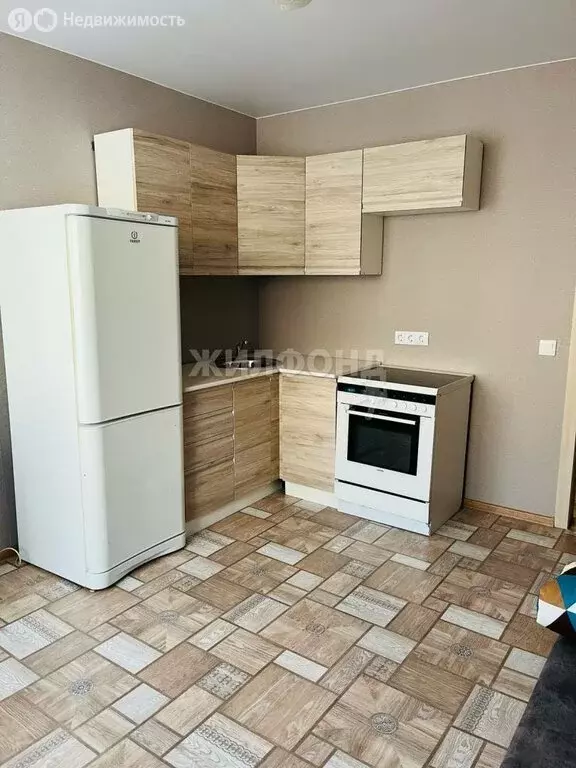 Квартира-студия: Томск, Алтайская улица, 76/1 (18 м) - Фото 1