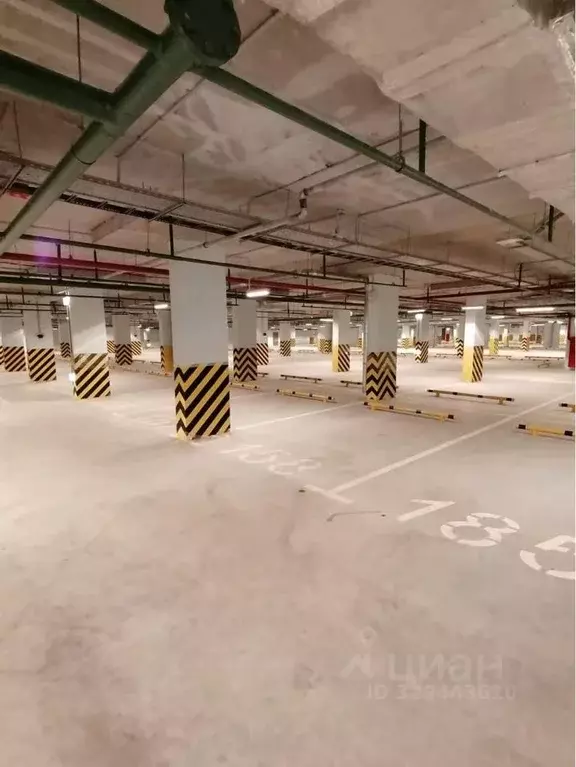 Гараж в Московская область, Ленинский городской округ, пос. Битца ... - Фото 1