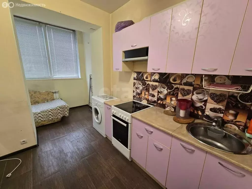 1-комнатная квартира: Путёвка, Рославльская улица, 9 (38 м) - Фото 0
