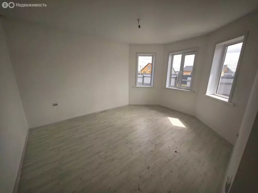 Дом в село Хомутово, Днепровская улица (140 м) - Фото 2